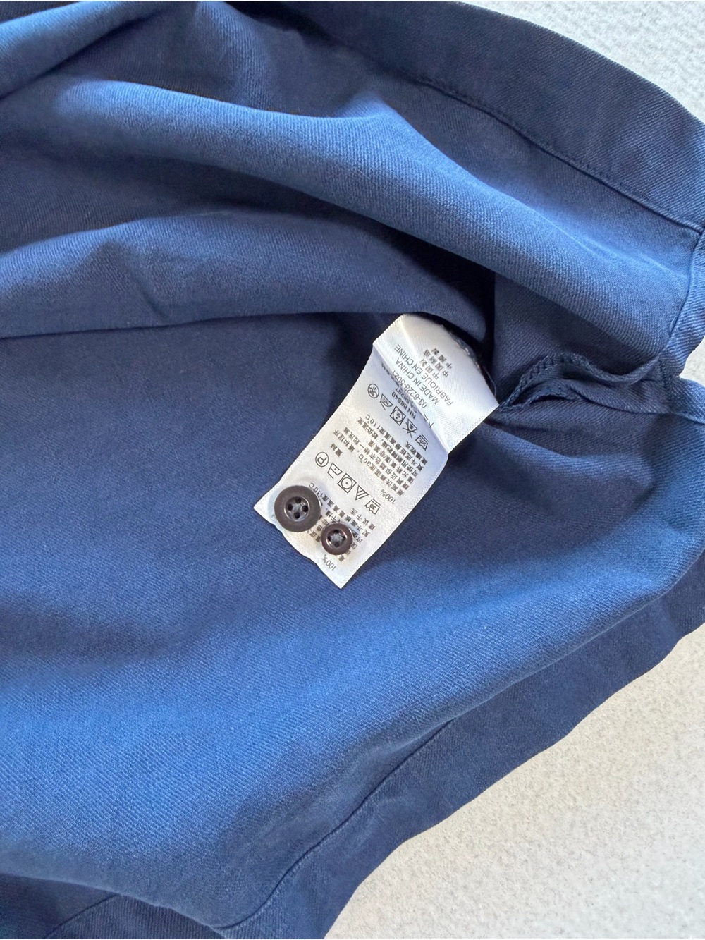 Tommy Bahama Original Fit Blue 100% Silk Camp Shirt XXL - Picture 9 of 12